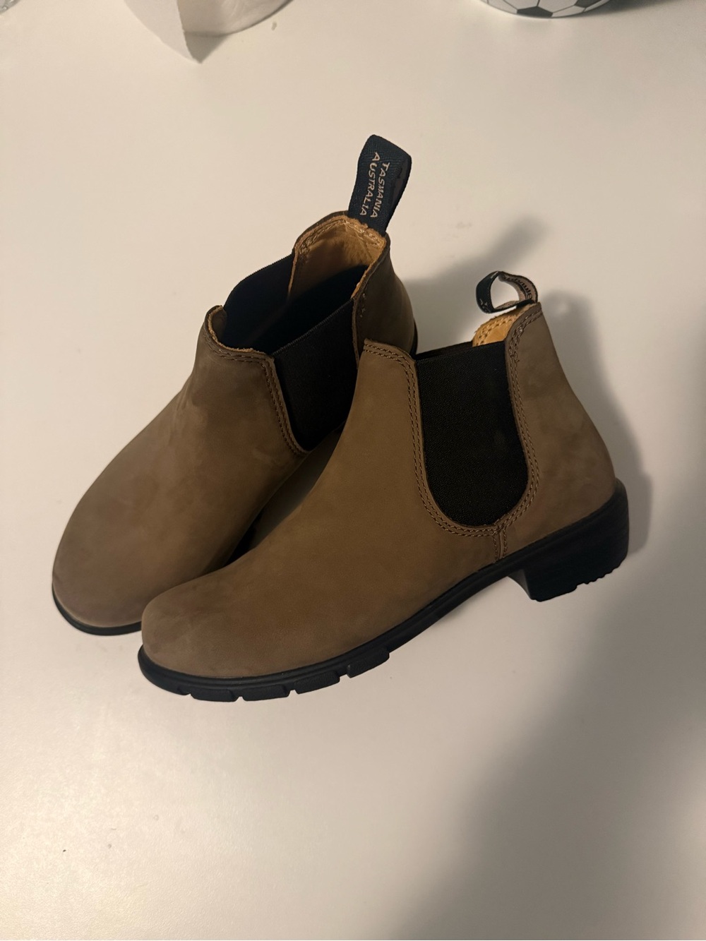Blundstone Chelsea boots